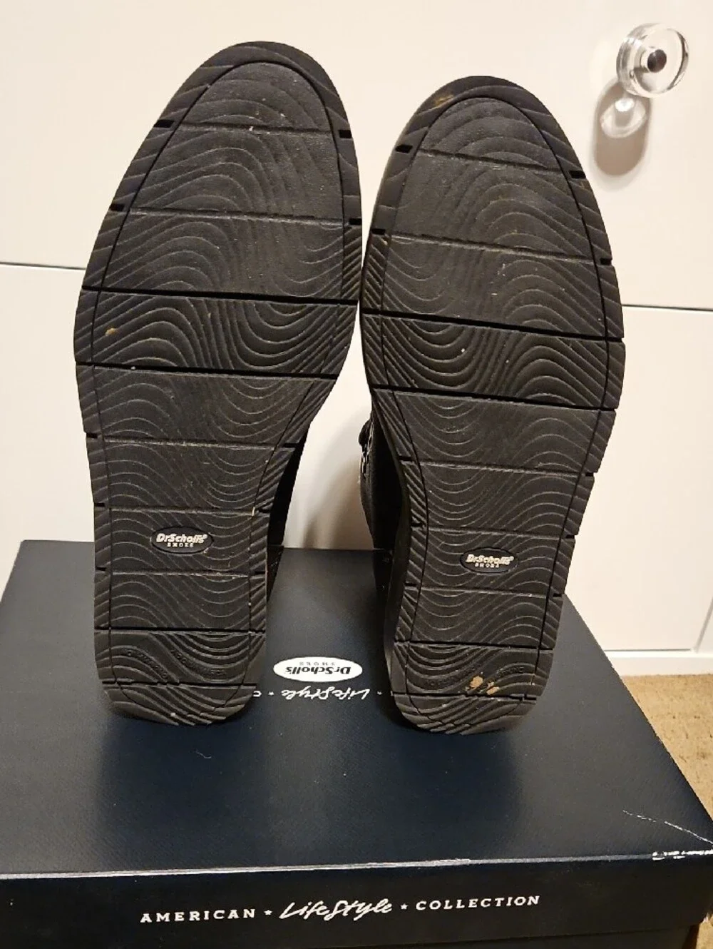 Dr. Scholl's Black Lace-Up Ankle Boots with Cream Faux-Shearling